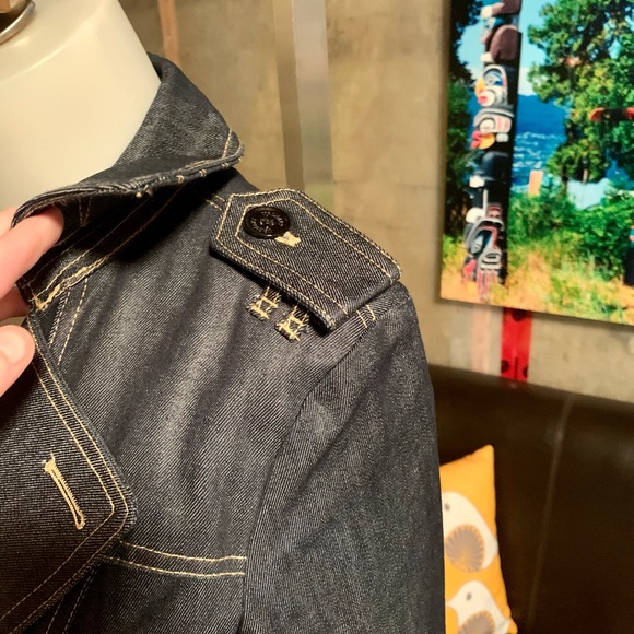 Beautiful denim trench coat. Size M. Excellent condition. - Picture 6 of 9